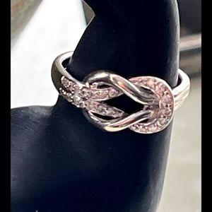 14K White Gold Love knot Ring SZ 7
